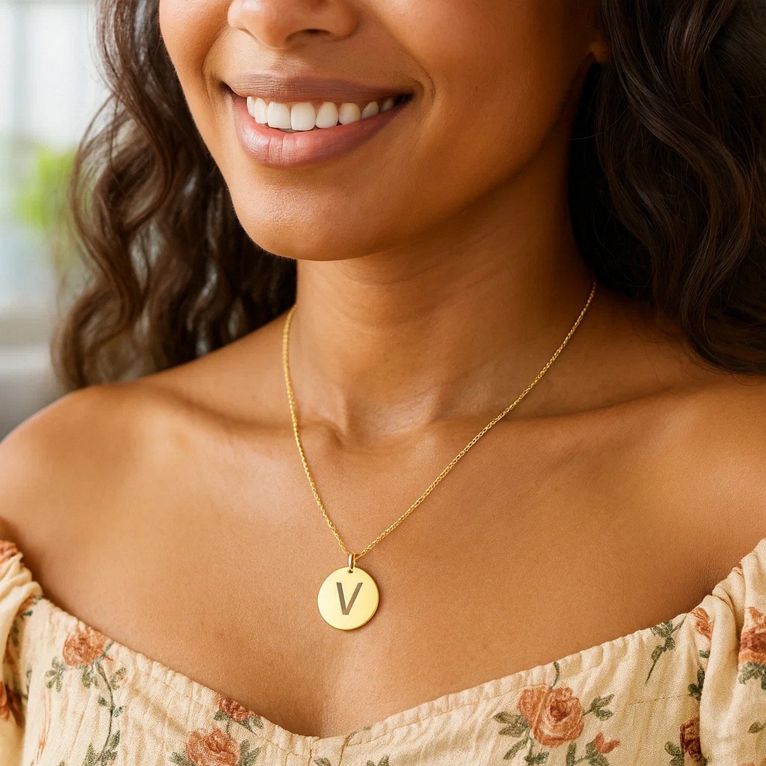 14K Yellow Gold Disc Initial V Pendant